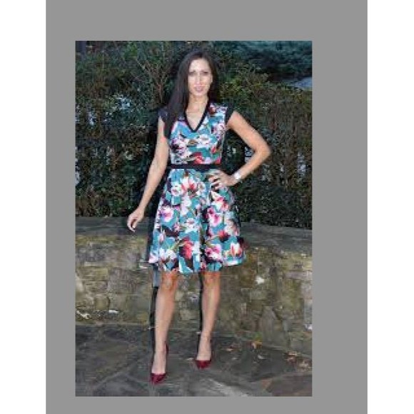 Karen Millen Dresses Karen Millen Floral Cap Sleeve Body Cocktail